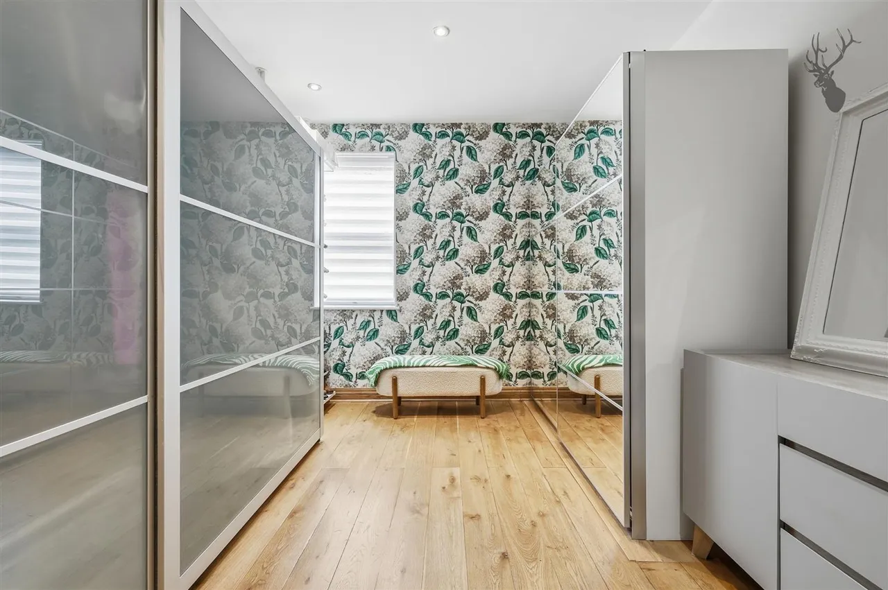 Westbury Lane, Buckhurst Hill, IG9, photo 18