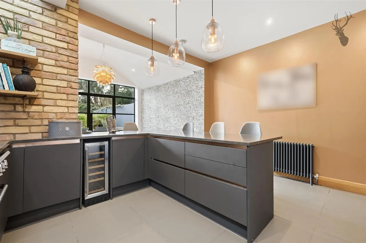 Westbury Lane, Buckhurst Hill, IG9, photo 8