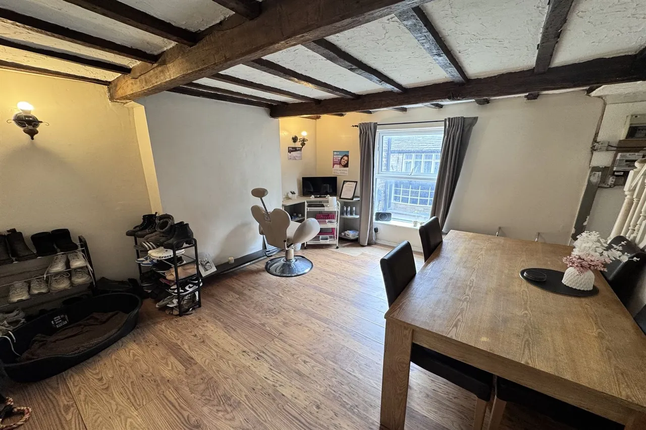 Terrace Road, High Peak, photo 13