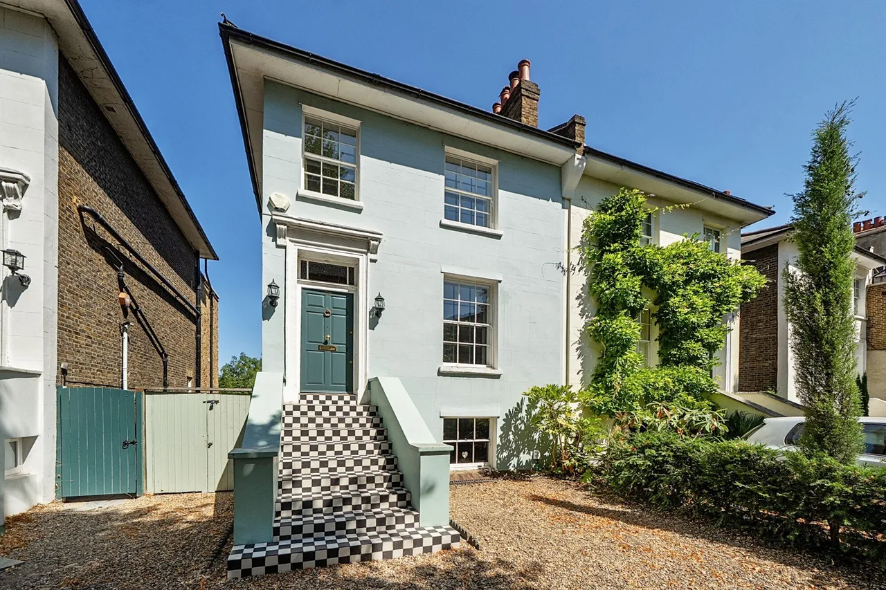 4 bed house for sale — Vanbrugh Park, SE3
