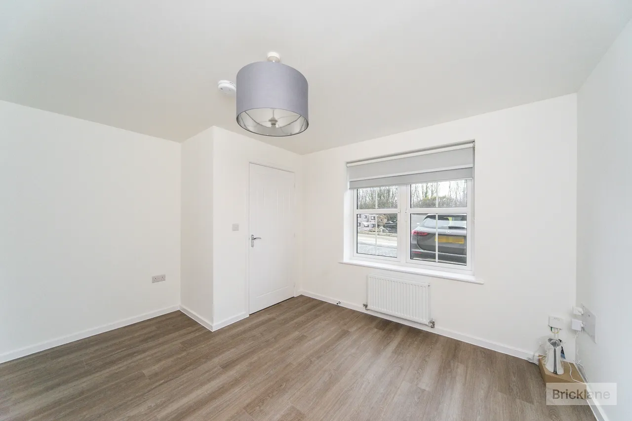 Funnell Drive, Stone Cross, BN24, photo 5