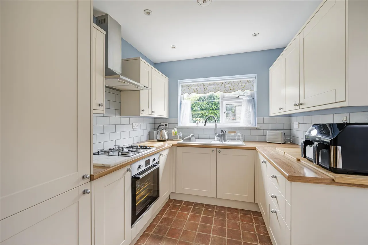 Stafford Road, Seaford, photo 9