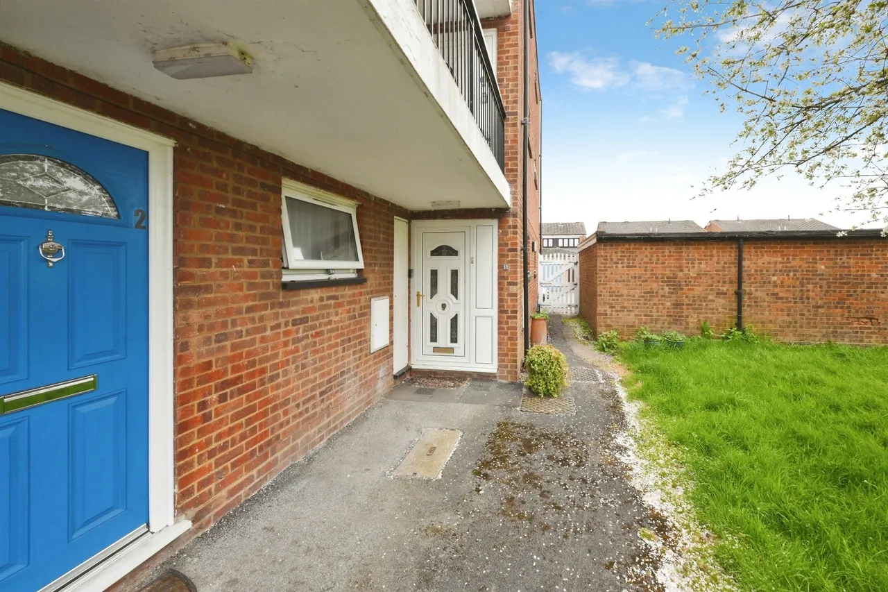 Chaucer Way, Hoddesdon, photo 2