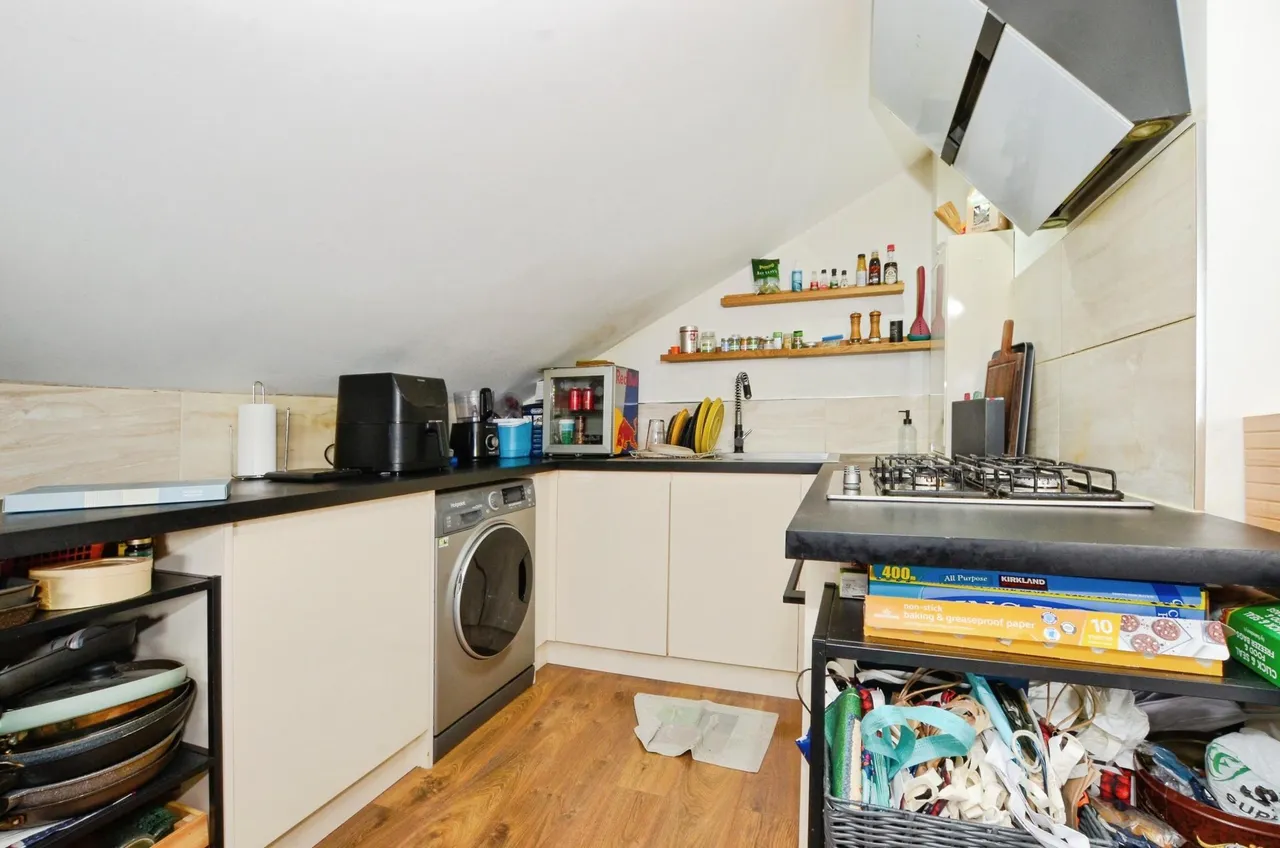 Sparrows Herne, Bushey, WD23, photo 6