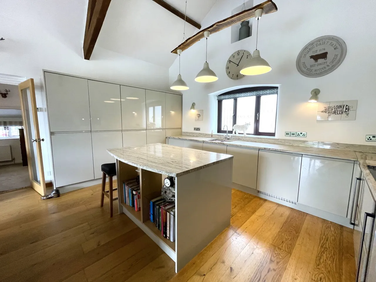 The Parlour, Mill Hill Lane..., photo 7