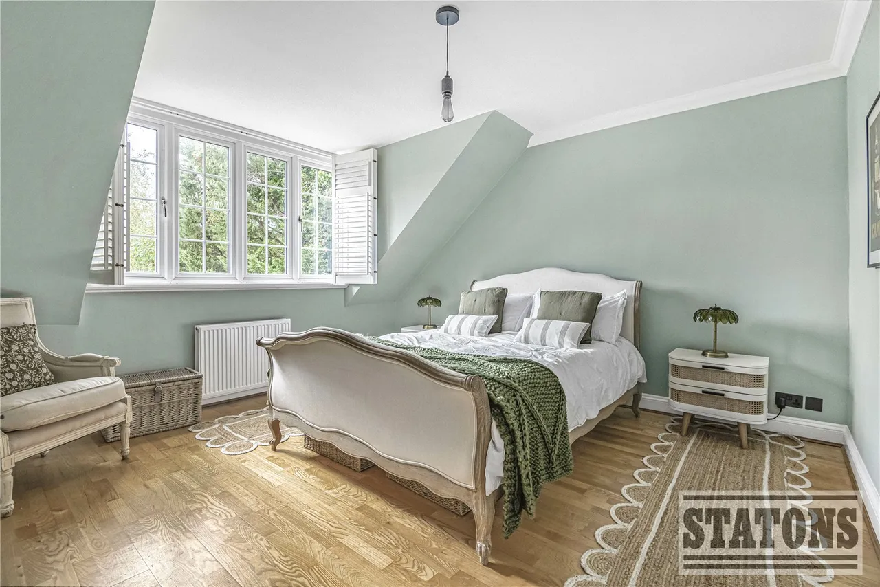 Helena Close, Hadley Wood, EN4 0JA, photo 18