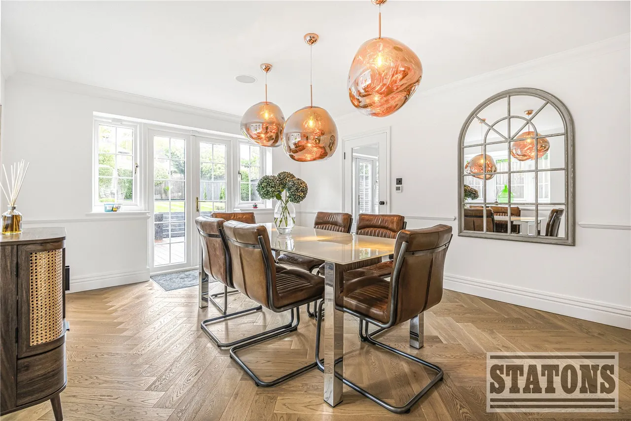 Helena Close, Hadley Wood, EN4 0JA, photo 6