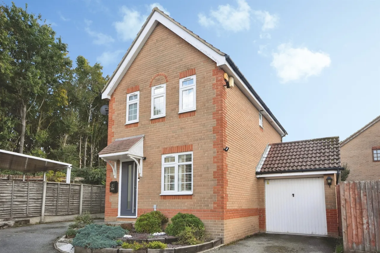 3 bed house for sale, Stafford Crescent, Braintree, CM7