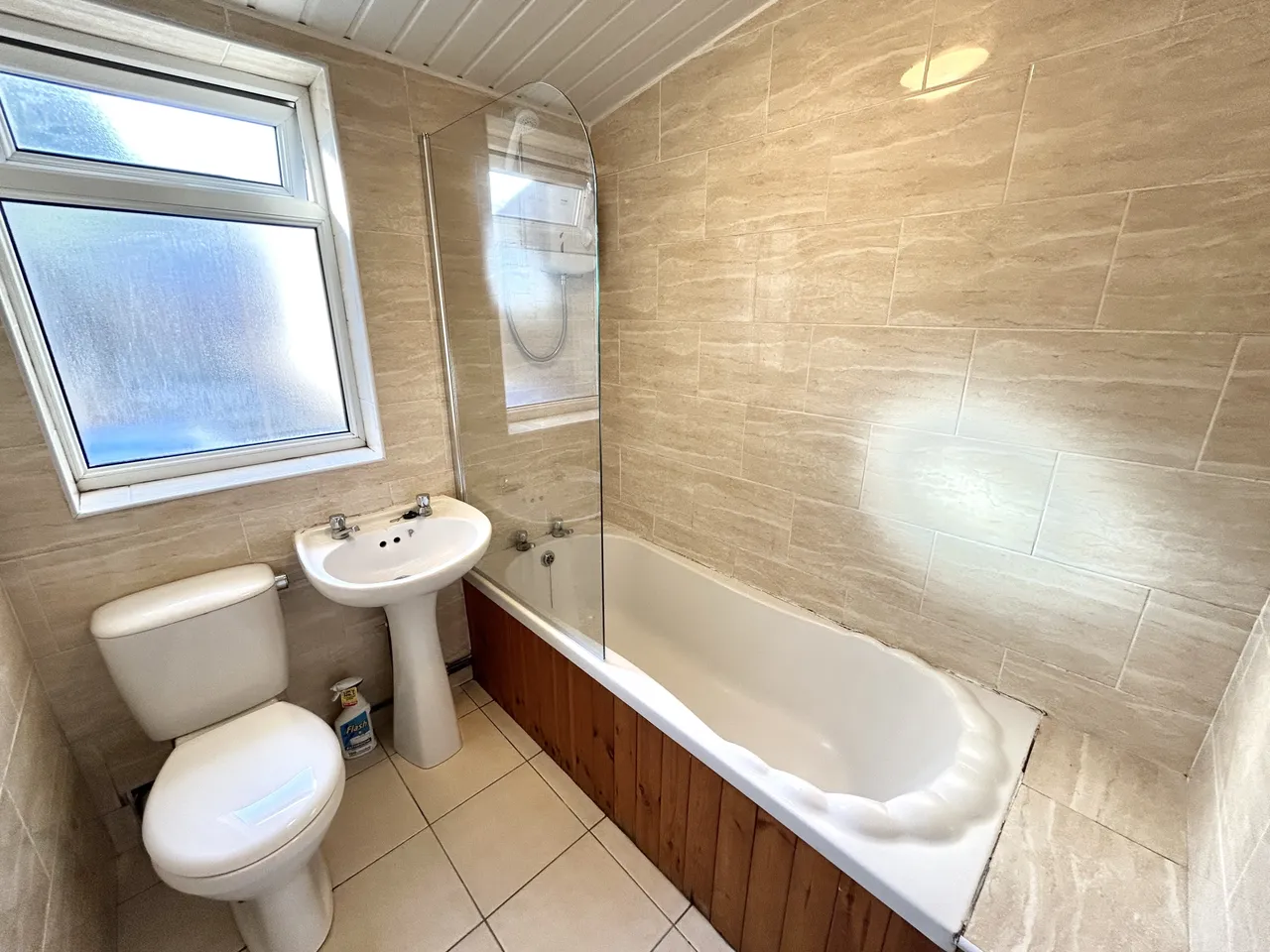 Hodge Road, Worsley, M28, photo 4