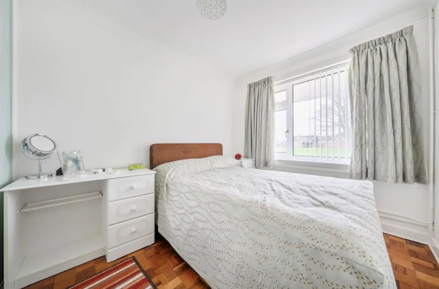 Nyetimber Crescent, Nyetimber, PO21, photo 9