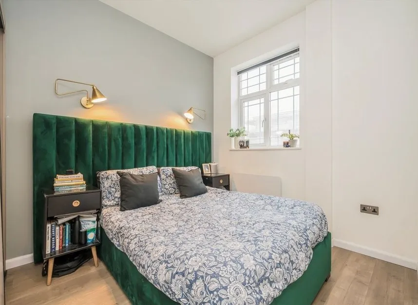 Kingston Road, Wimbledon, SW20, photo 4