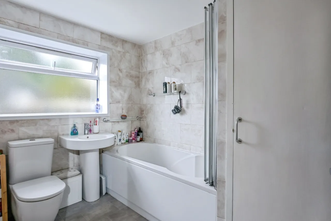Gibson Road, Canford Heath, BH17, photo 9