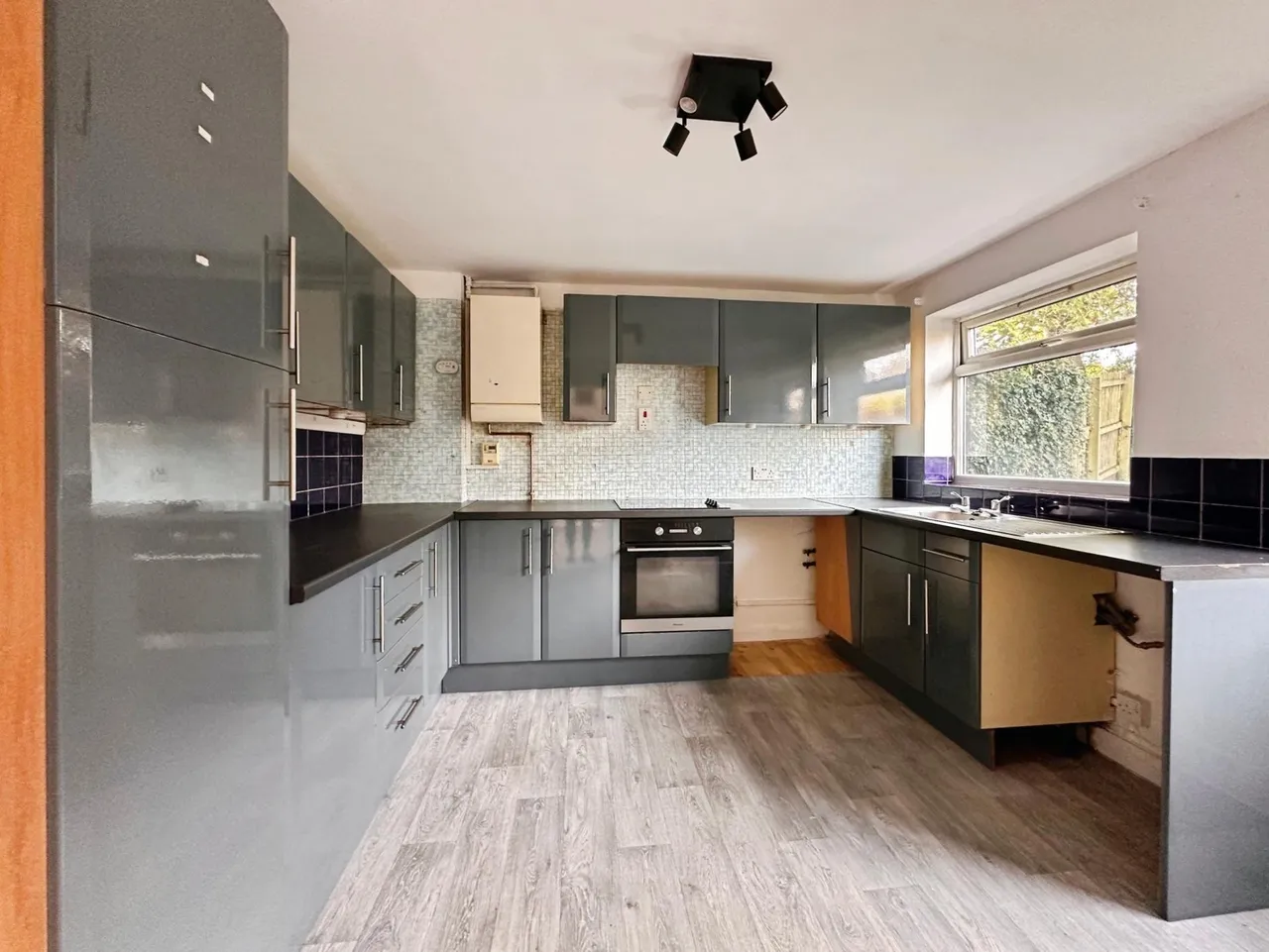 Kenworthy Gate, Leeds, LS16, photo 2