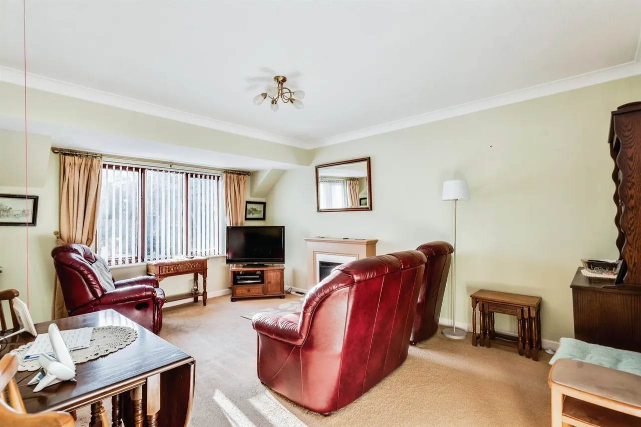 Parsonage Court, Highworth, Swindon, photo 4