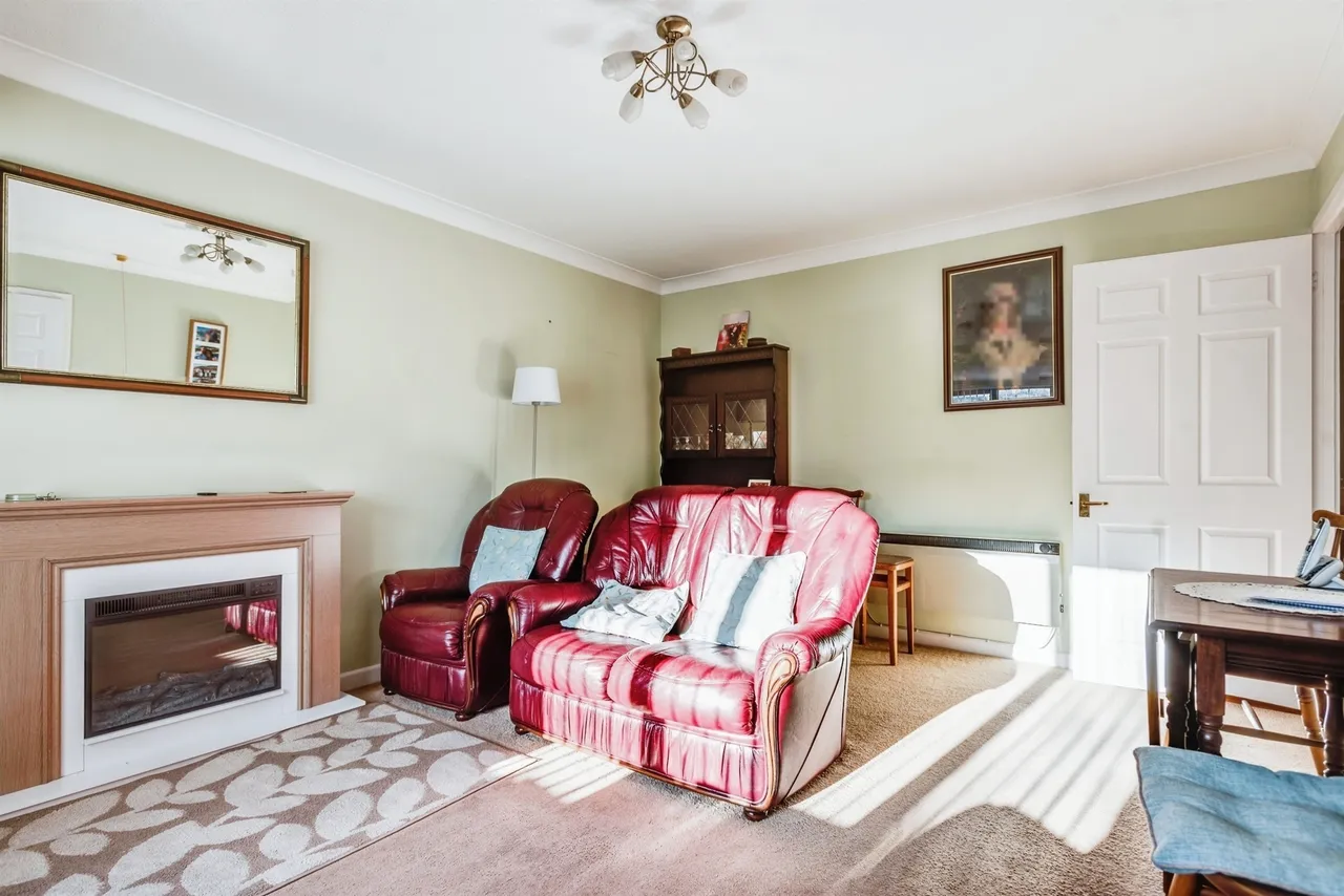 Parsonage Court, Highworth, Swindon, photo 8