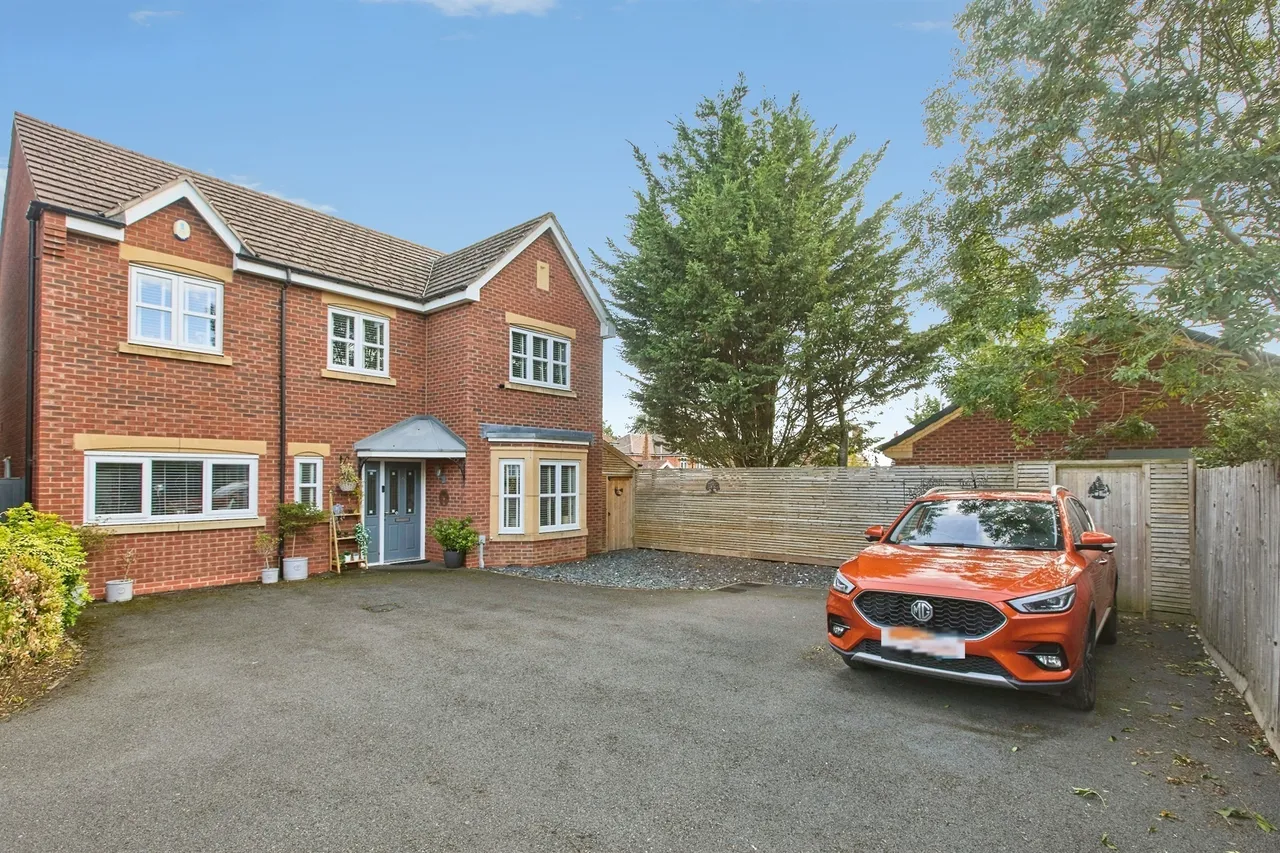 Wattle Close, Sileby, LOUGHBOROUGH, photo 4