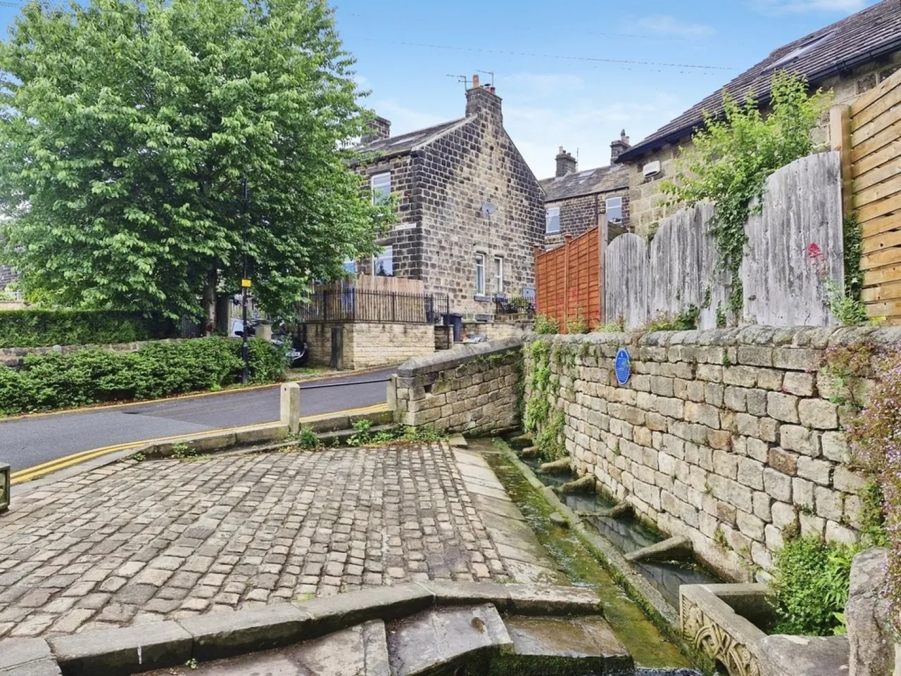 Butts Terrace, Guiseley, photo 9