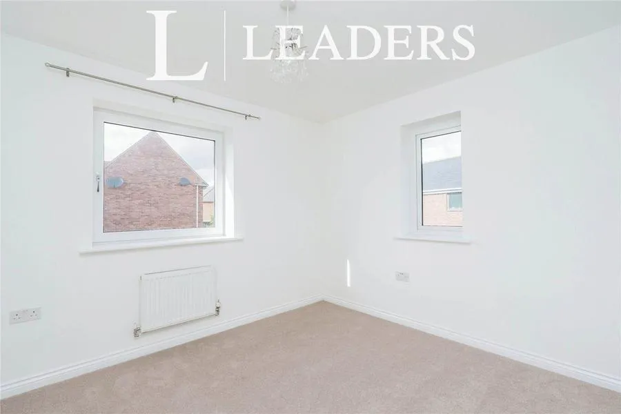 Angus Way, Waterlooville, PO7, photo 8