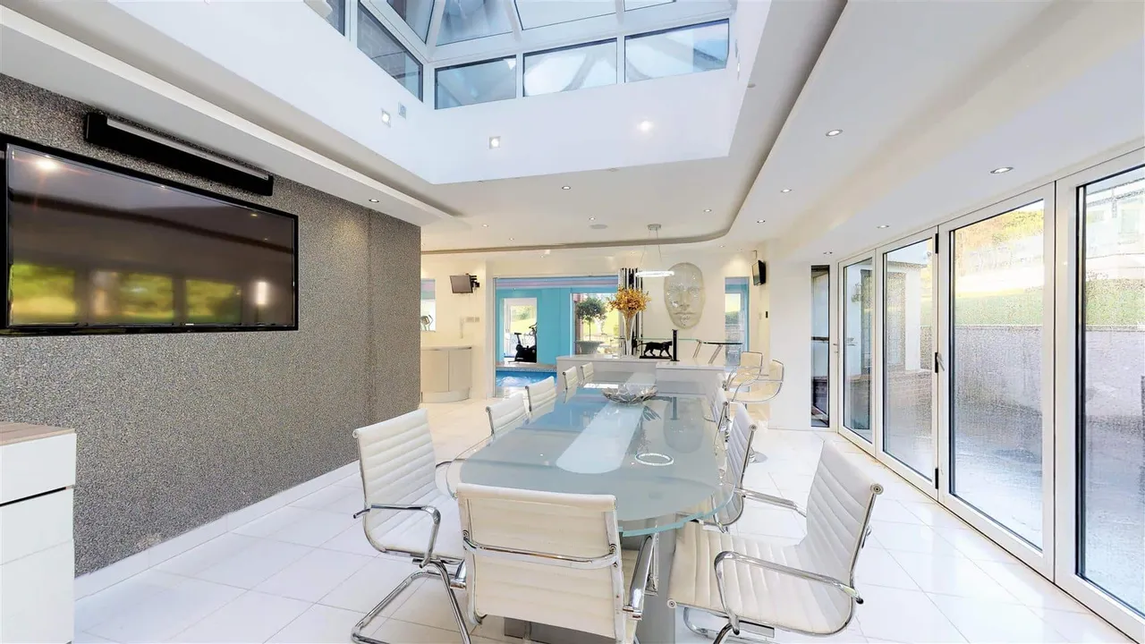Woodman Lane, Chingford, E4, photo 8