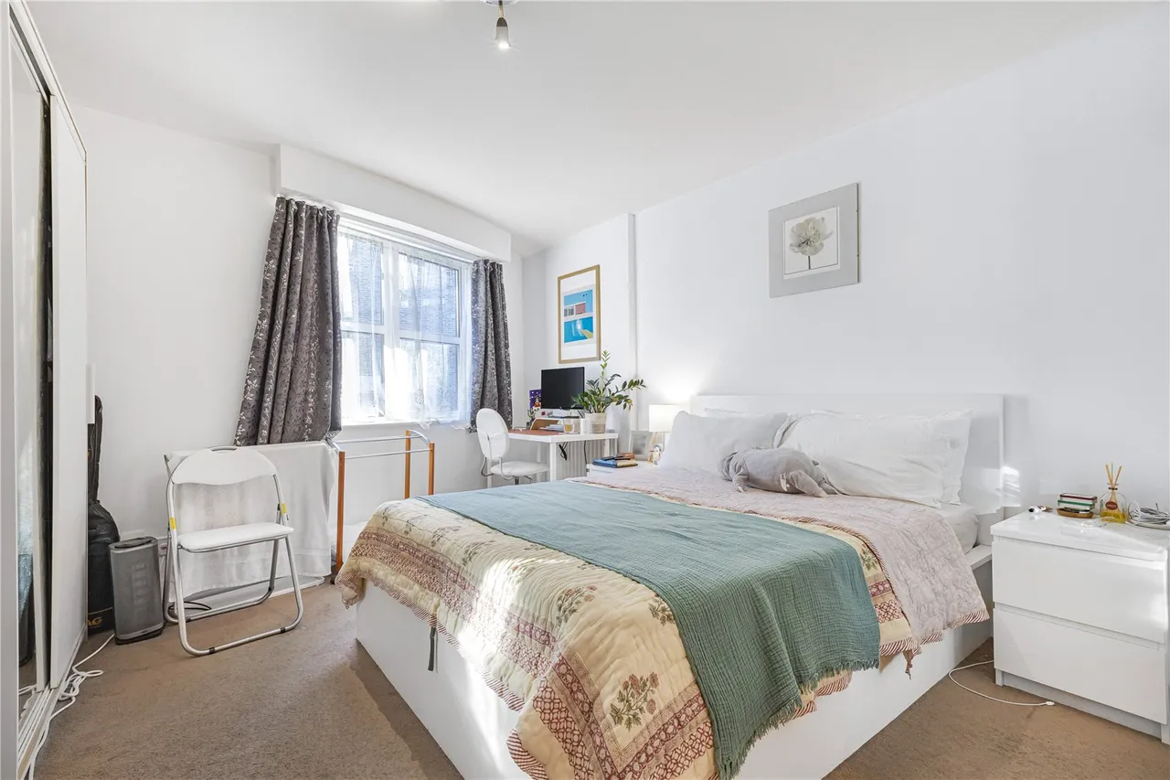 Goswell Road, London, EC1V, photo 3