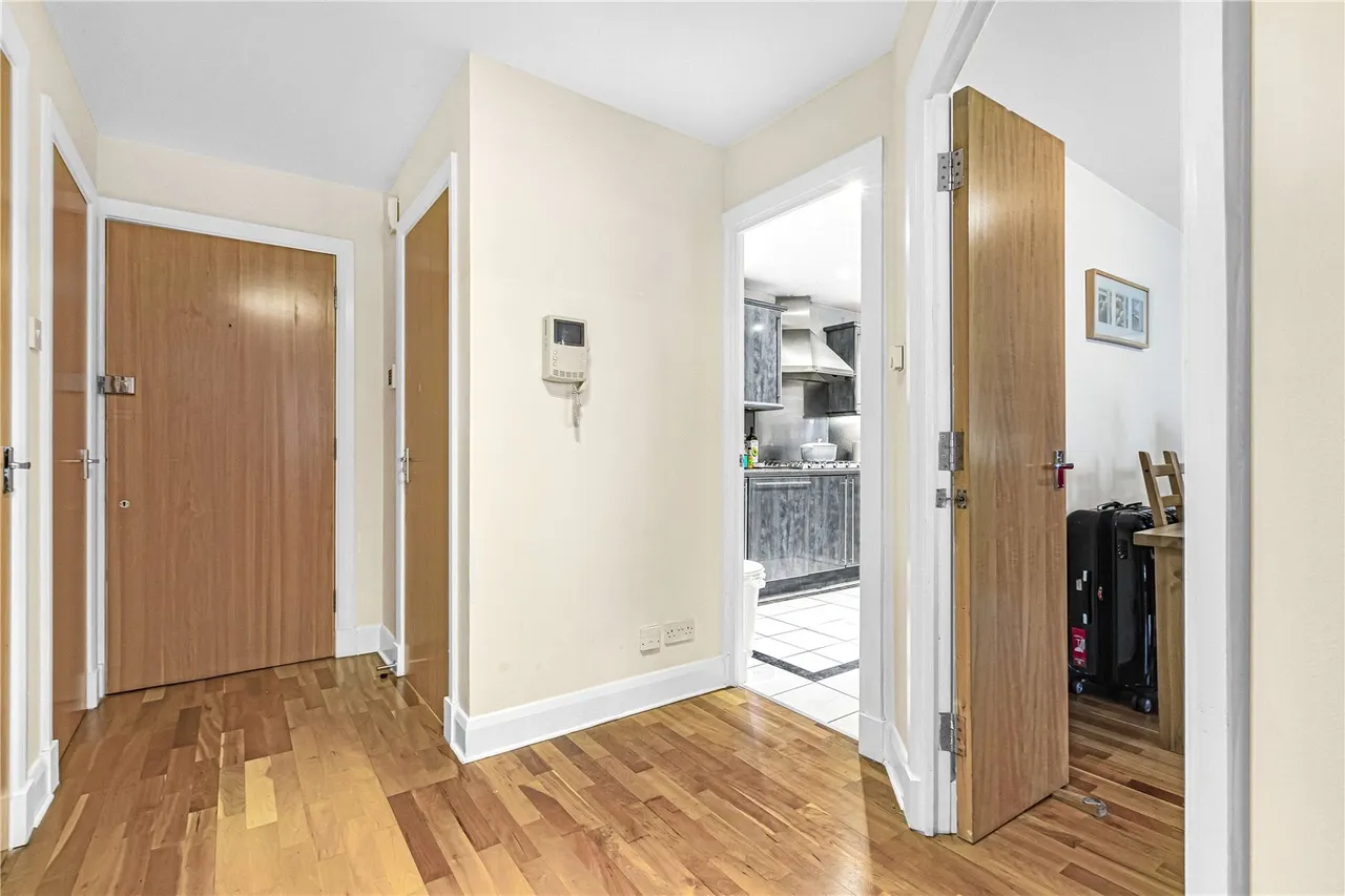 Goswell Road, London, EC1V, photo 5