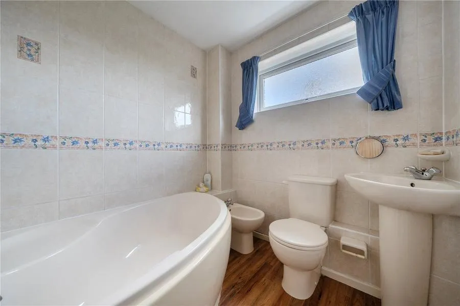 Moorland Road, Witney, OX28, photo 16