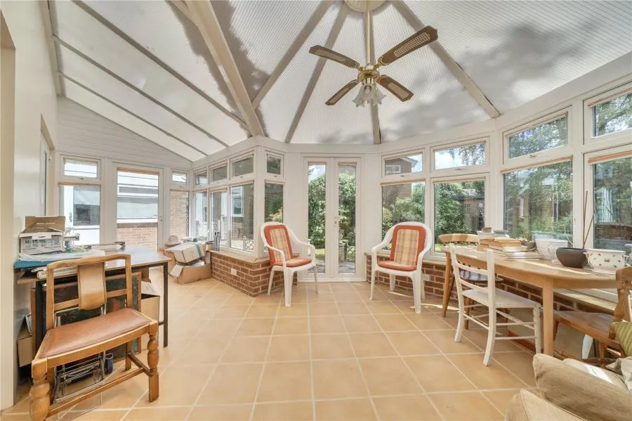 Moorland Road, Witney, OX28, photo 11