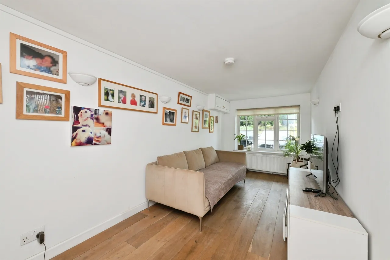 Radwinter Road, Saffron Walden, CB11, photo 5