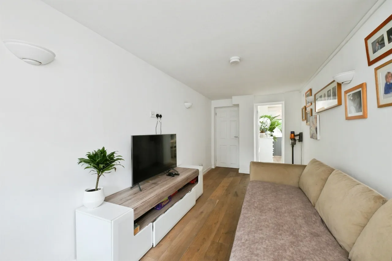 Radwinter Road, Saffron Walden, CB11, photo 9