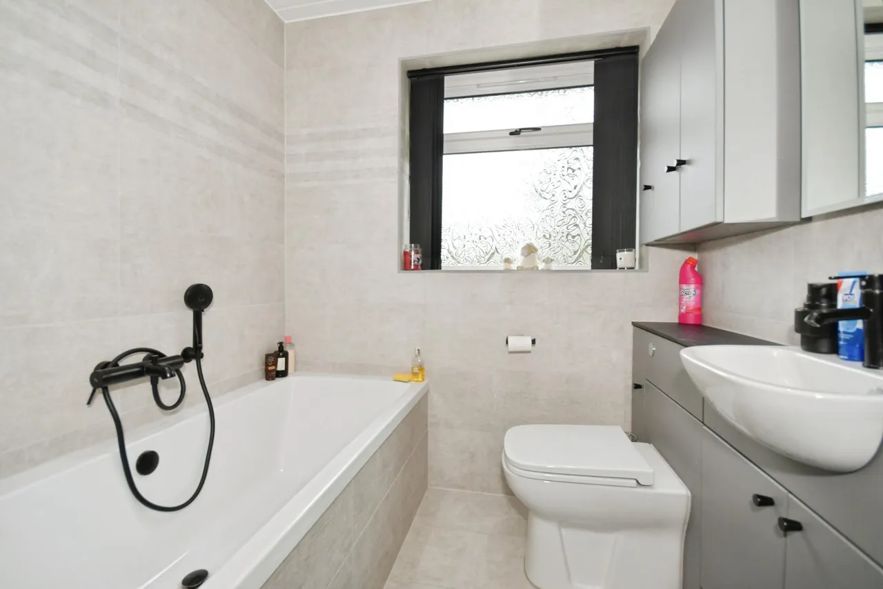Webb Avenue, Sheffield, S36, photo 15