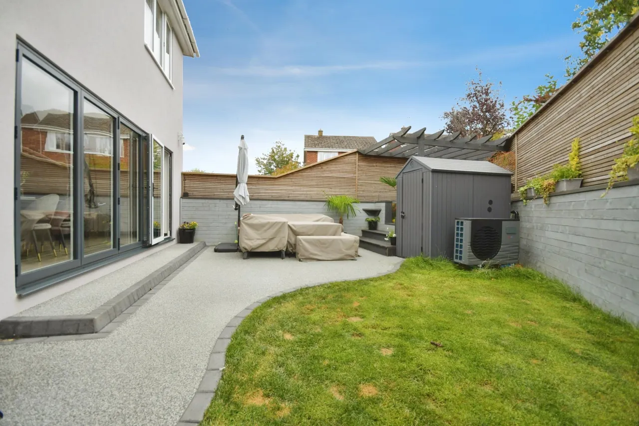Webb Avenue, Sheffield, S36, photo 7
