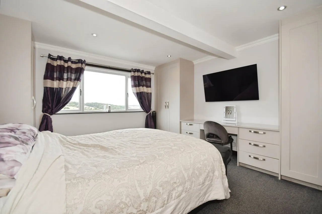 Webb Avenue, Sheffield, S36, photo 13