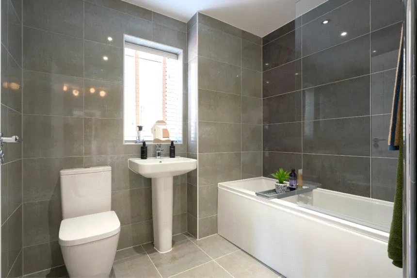 Brox Road, Ottershaw, KT16, photo 6