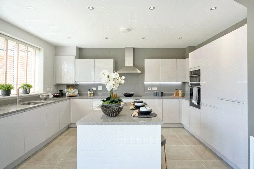 Brox Road, Ottershaw, KT16, photo 2
