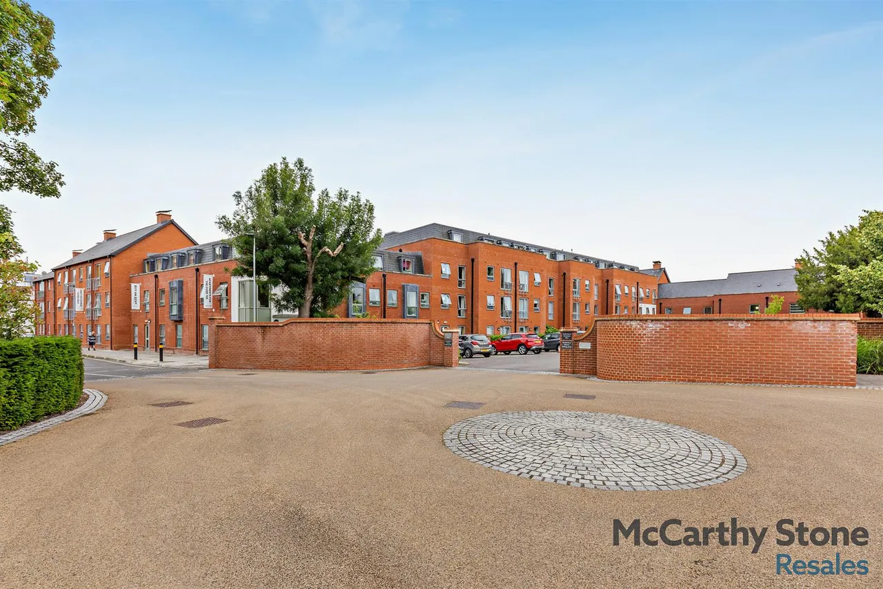 Endless Street, Salisbury, SP1, photo 36