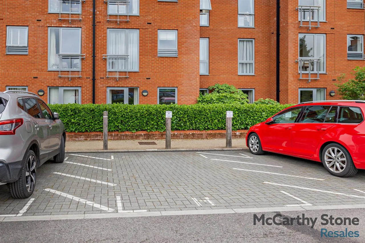 Endless Street, Salisbury, SP1, photo 38