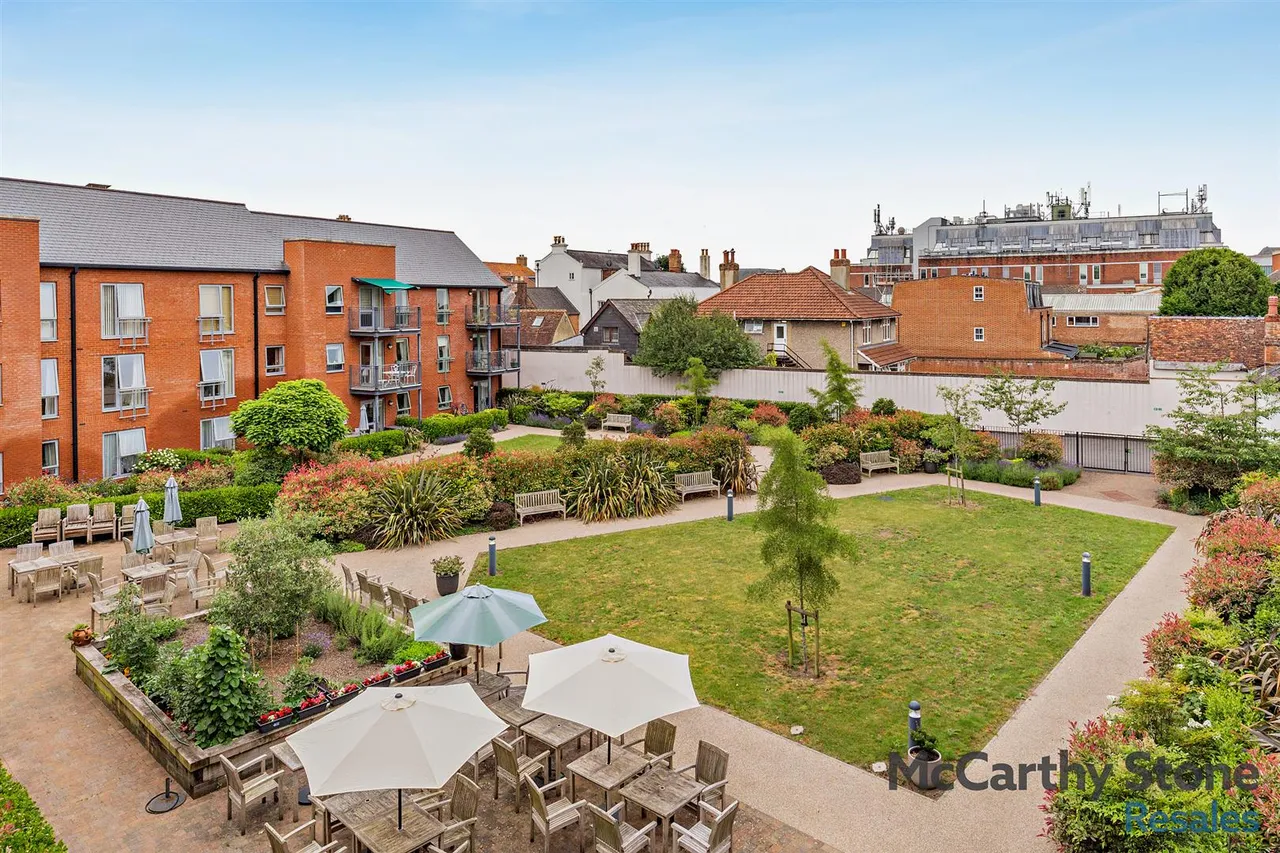 Endless Street, Salisbury, SP1, photo 30