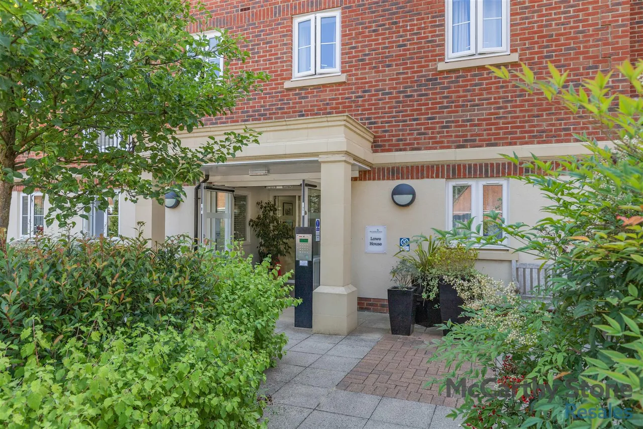 London Road, Knebworth, SG3, photo 19