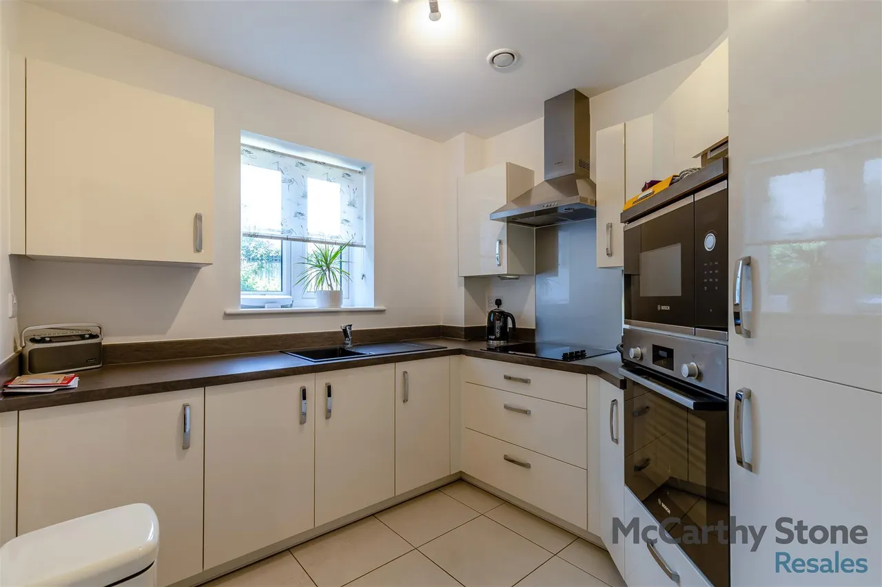 London Road, Knebworth, SG3, photo 7