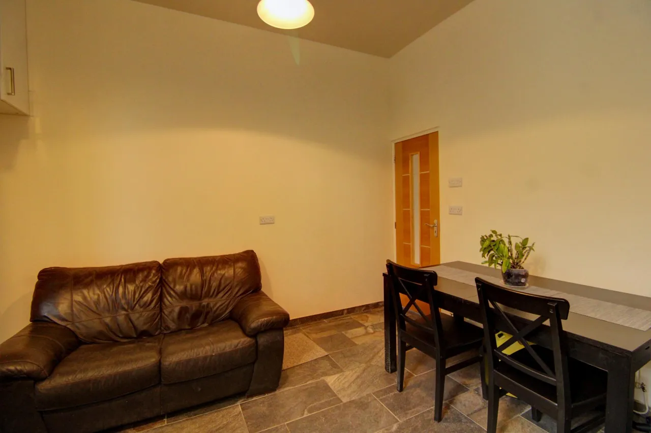 Kings Bridge Street, Blackburn, BB2, photo 6