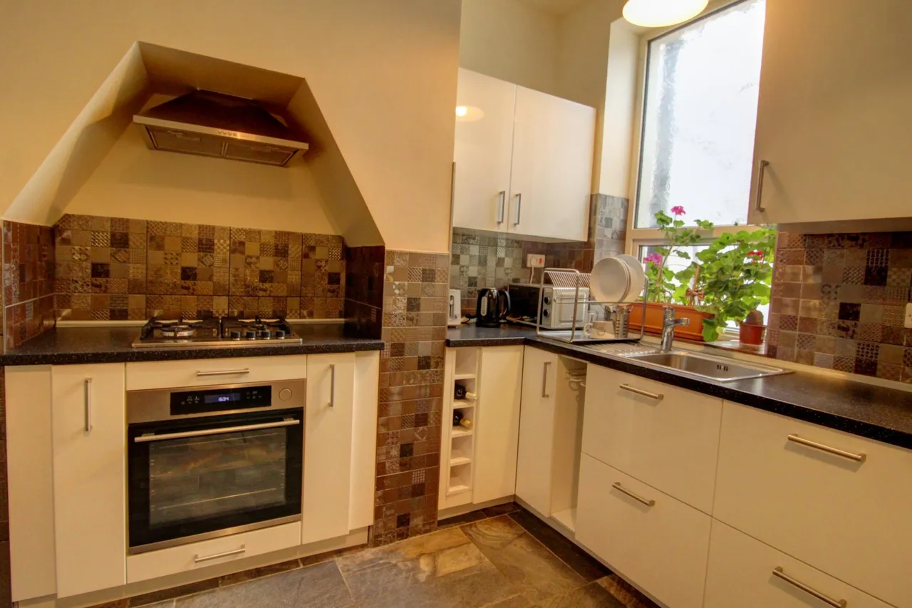 Kings Bridge Street, Blackburn, BB2, photo 5