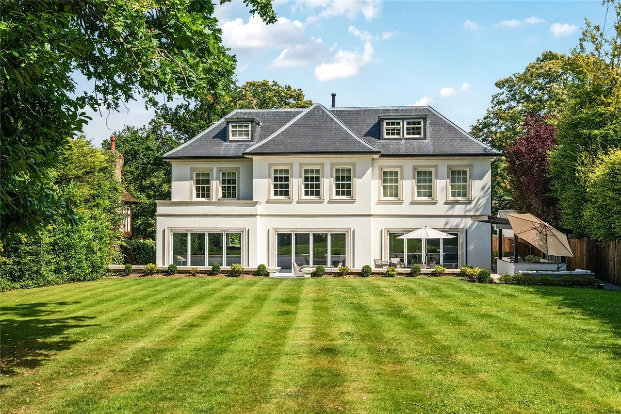 6 bed house for sale — Worlds End Lane, Chelsfield Park, BR6