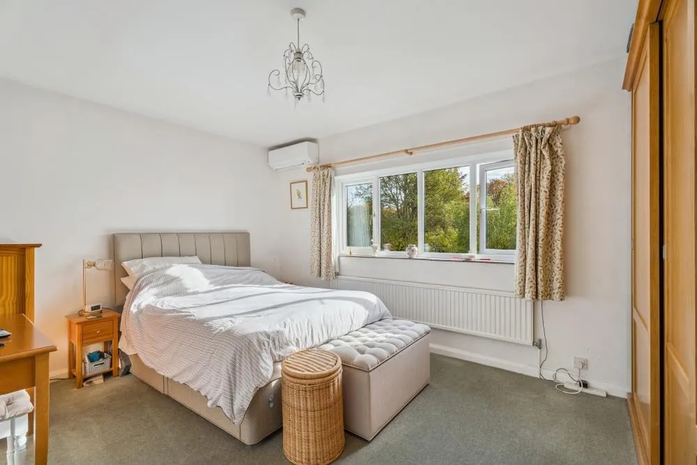 Solar Court, Great Linford, photo 20
