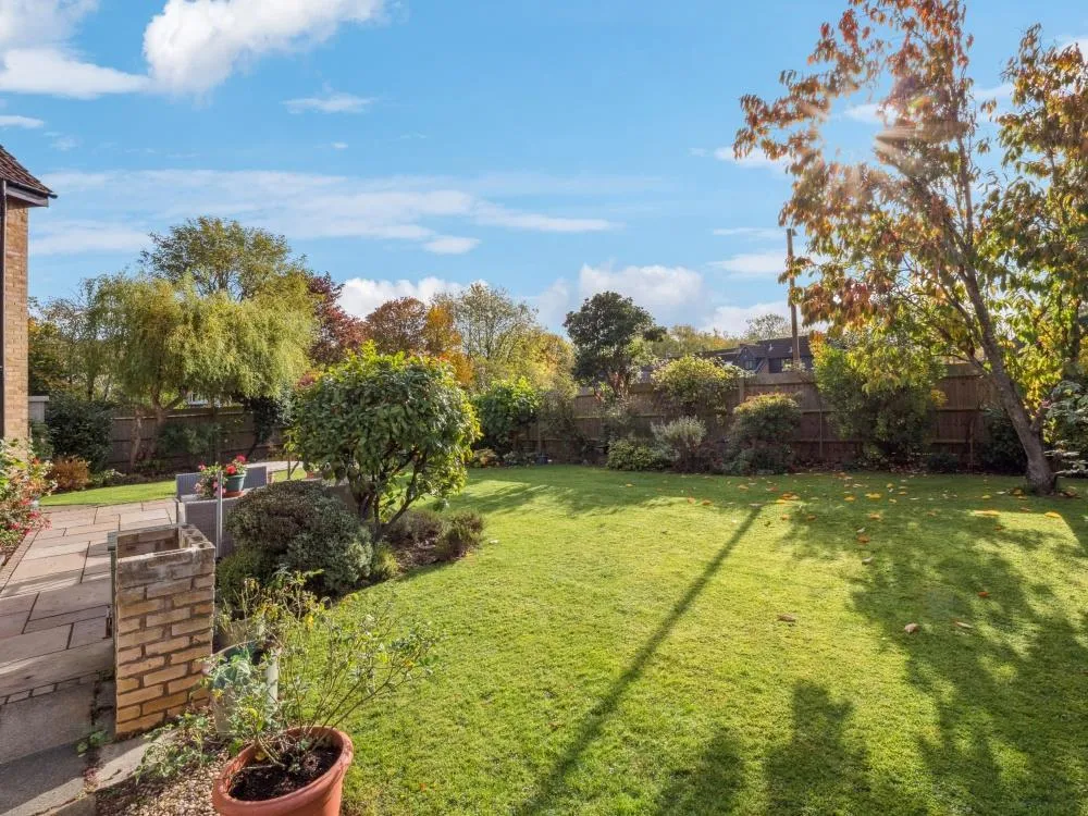 Solar Court, Great Linford, photo 31
