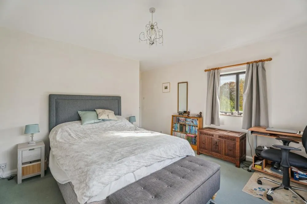 Solar Court, Great Linford, photo 19