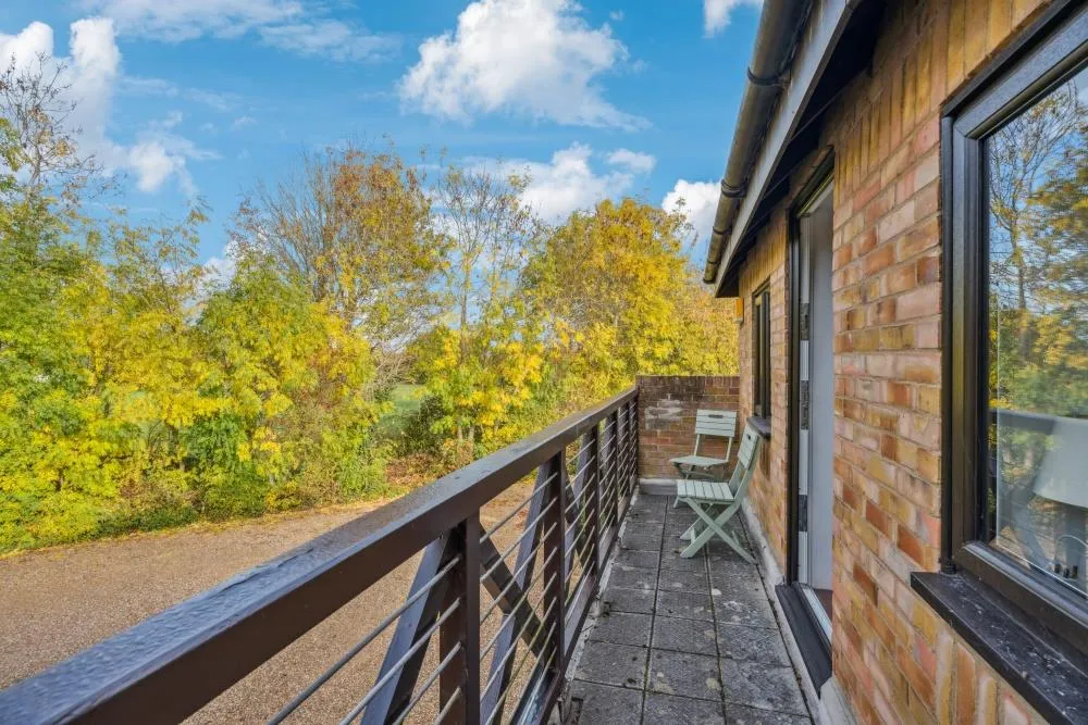 Solar Court, Great Linford, photo 8