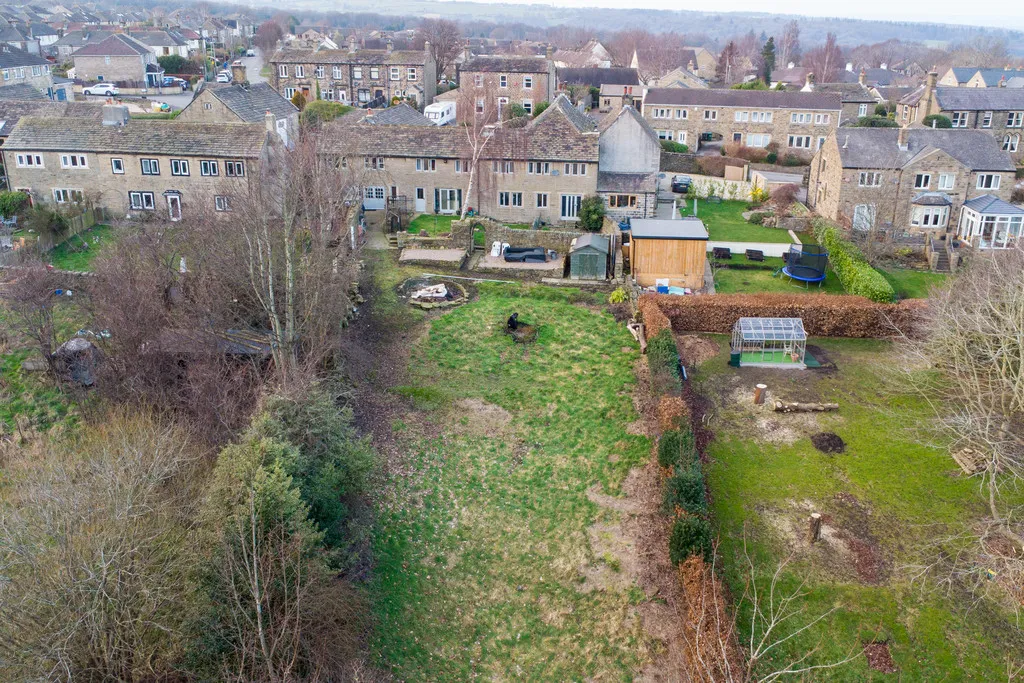 Shepley, Huddersfield, photo 38