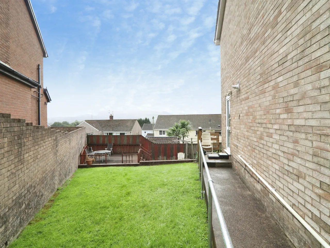 Holywell Road, Pontypridd, CF38, photo 18