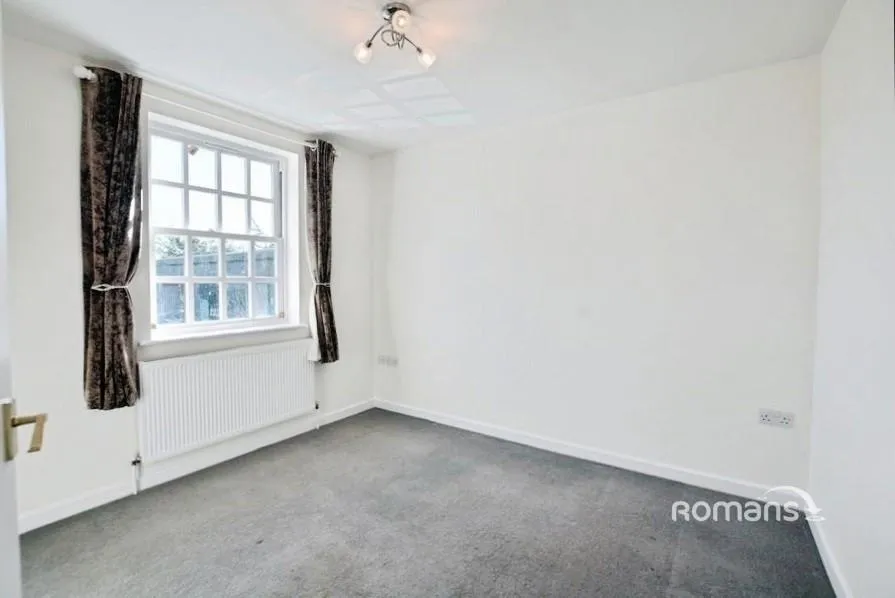 Culvert Lane, Uxbridge, UB8, photo 5