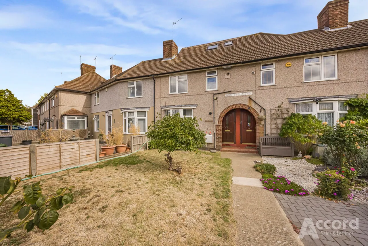 Hunters Hall Road, Dagenham, RM10, photo 2